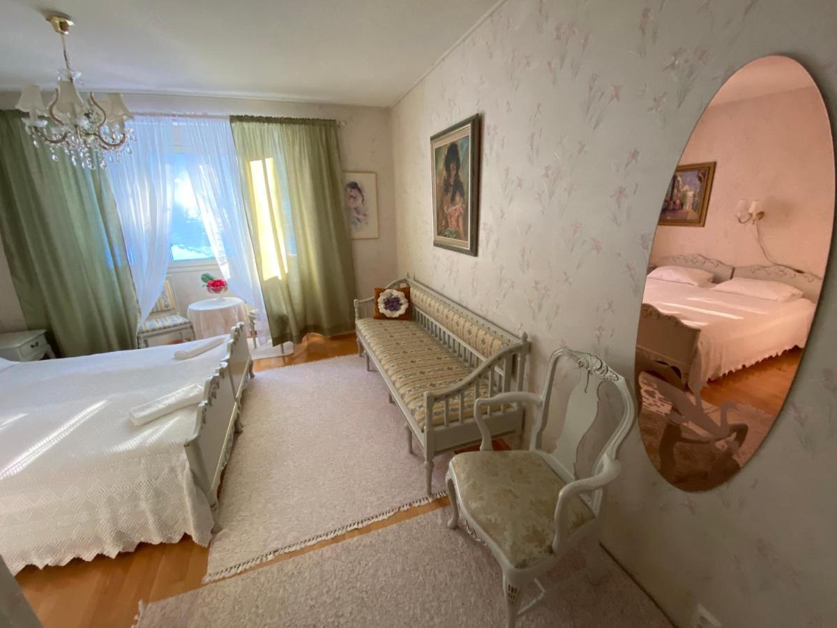 Hotelli Kultainen Joutsen Kuusamo Buitenkant foto