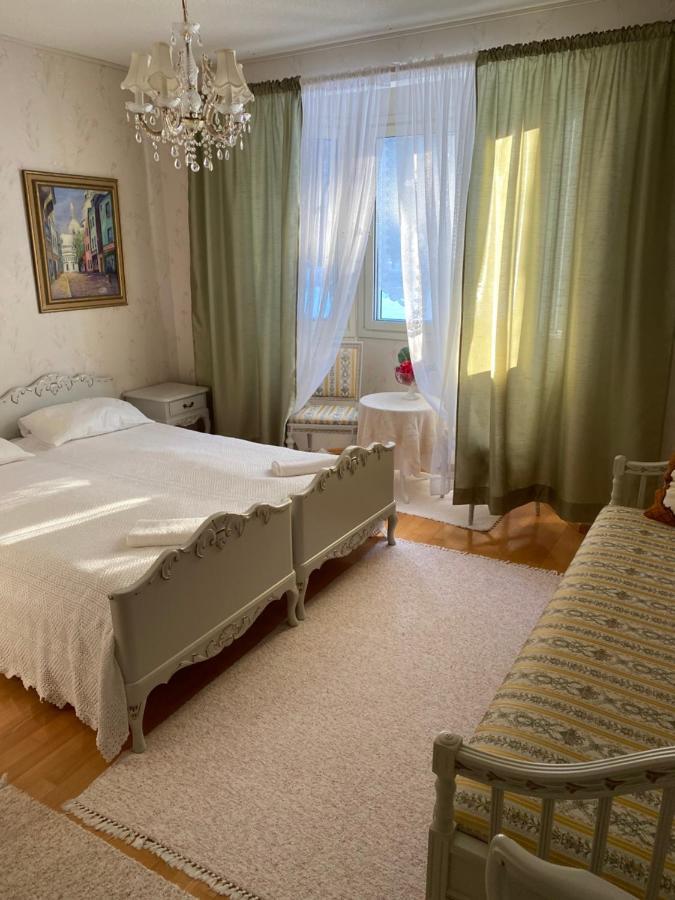 Hotelli Kultainen Joutsen Kuusamo Buitenkant foto
