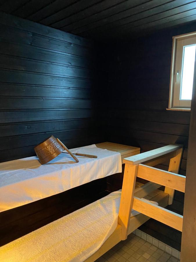 Hotelli Kultainen Joutsen Kuusamo Buitenkant foto